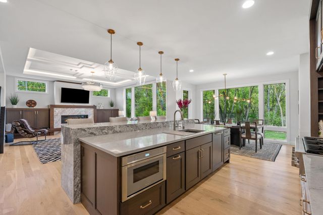 754 Shawnee Woods Road, Medina, MN 55340
