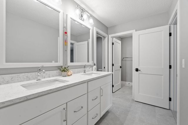 754 Shawnee Woods Road, Medina, MN 55340