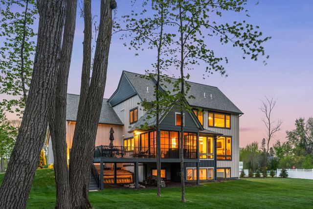 754 Shawnee Woods Road, Medina, MN 55340