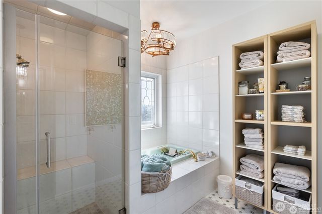 8480 Thompson Beach Road, Anacortes, WA 98221