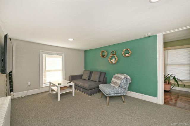 2086 Washington Avenue, Seaford, NY 11783