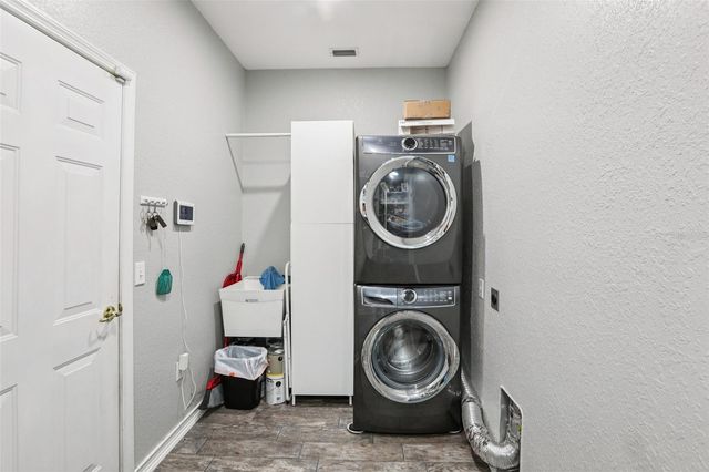 5801 DEER FLAG DRIVE, Lakeland, FL 33811