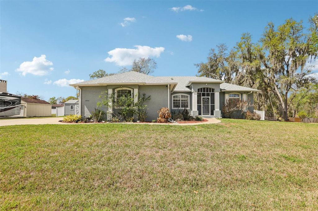 5801 DEER FLAG DRIVE, Lakeland, FL 33811