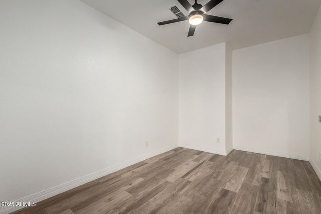 2432 E CIELO GRANDE Avenue, Phoenix, AZ 85024