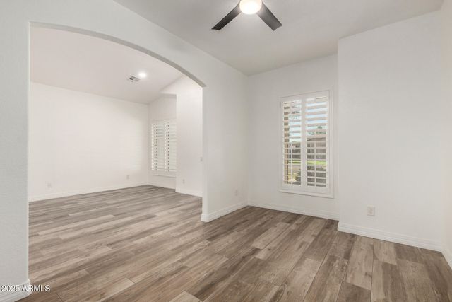 2432 E CIELO GRANDE Avenue, Phoenix, AZ 85024