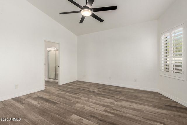 2432 E CIELO GRANDE Avenue, Phoenix, AZ 85024