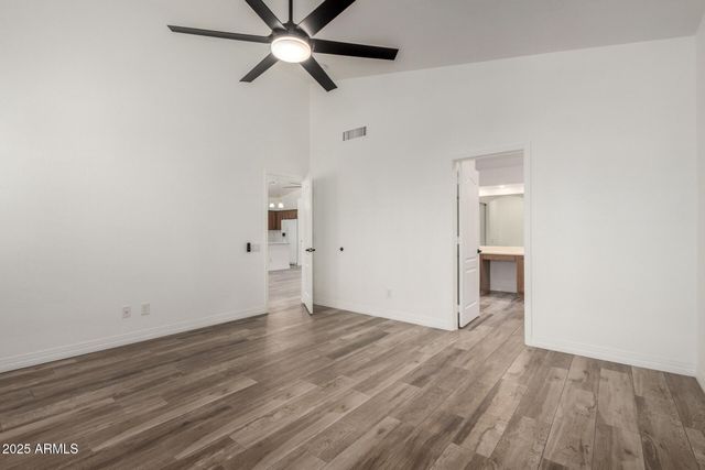 2432 E CIELO GRANDE Avenue, Phoenix, AZ 85024