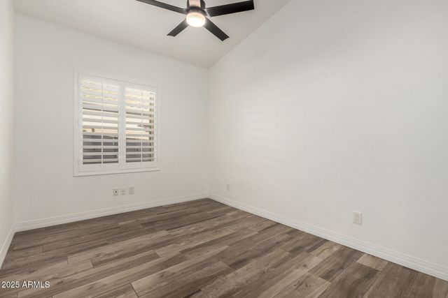 2432 E CIELO GRANDE Avenue, Phoenix, AZ 85024