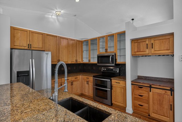 19111 SW 8th Street, Pembroke Pines, FL 33029