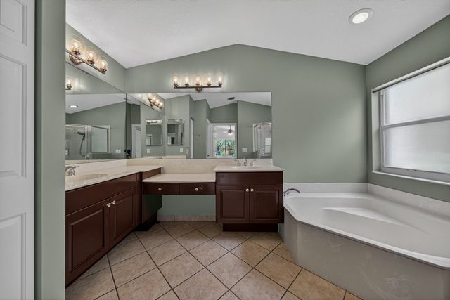 19111 SW 8th Street, Pembroke Pines, FL 33029