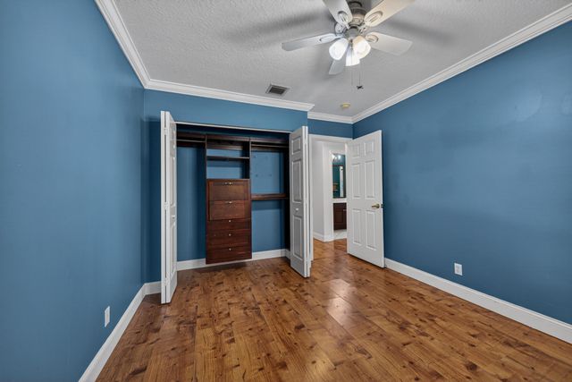 19111 SW 8th Street, Pembroke Pines, FL 33029