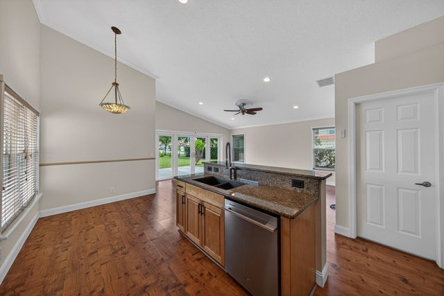 19111 SW 8th Street, Pembroke Pines, FL 33029