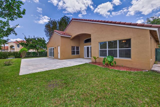 19111 SW 8th Street, Pembroke Pines, FL 33029