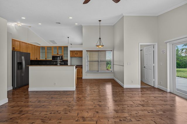 19111 SW 8th Street, Pembroke Pines, FL 33029