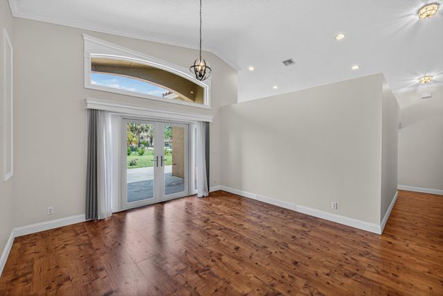 19111 SW 8th Street, Pembroke Pines, FL 33029