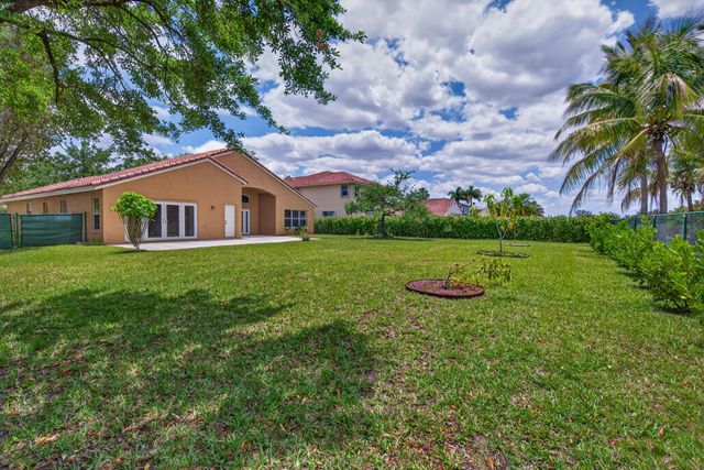 19111 SW 8th Street, Pembroke Pines, FL 33029