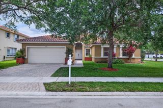 19111 SW 8th Street, Pembroke Pines, FL 33029