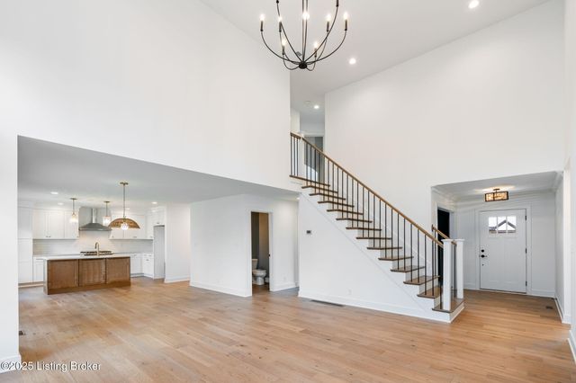 3322 Catalpa Farms Dr, Fisherville, KY 40023