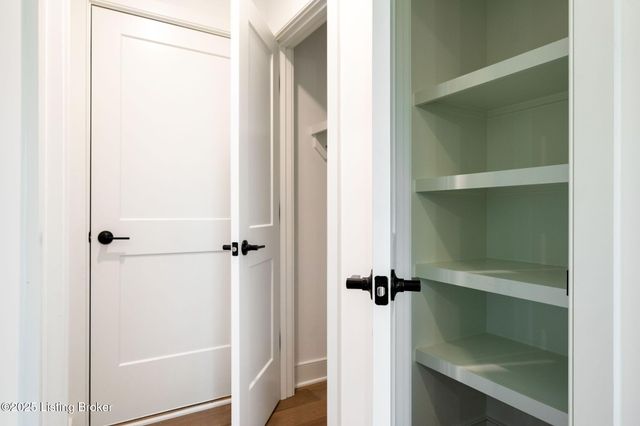 3322 Catalpa Farms Dr, Fisherville, KY 40023