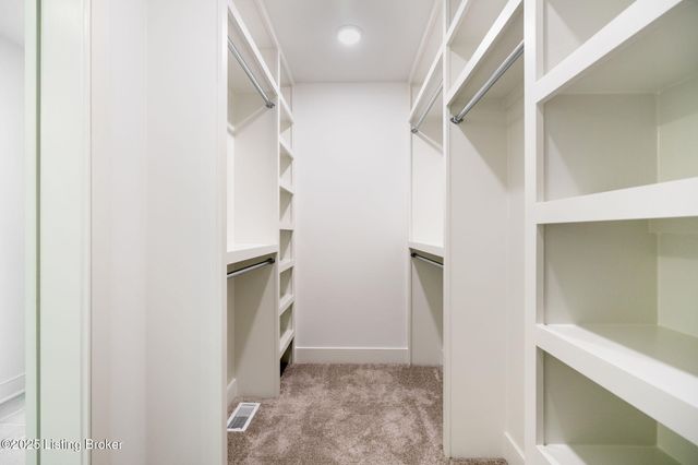 3322 Catalpa Farms Dr, Fisherville, KY 40023