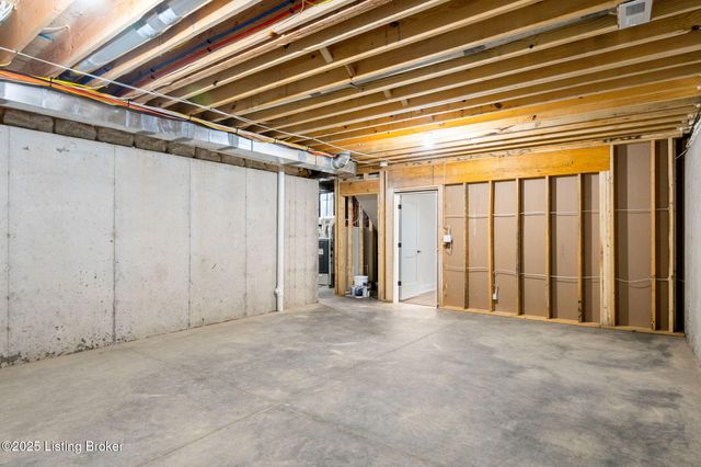 3322 Catalpa Farms Dr, Fisherville, KY 40023