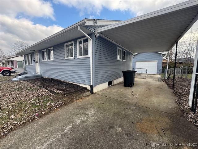 1524 Elliott, Jeffersonville, IN 47130