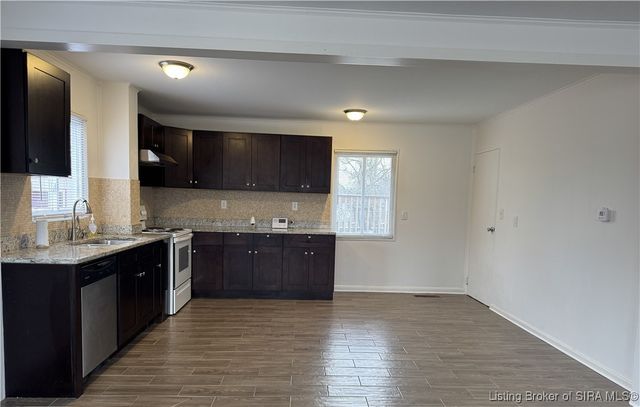 1524 Elliott, Jeffersonville, IN 47130