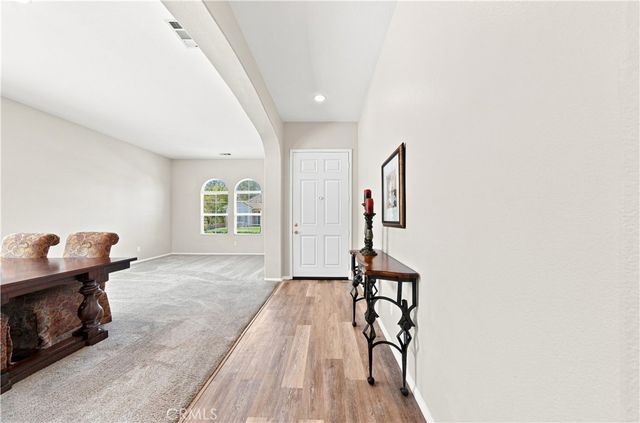 43940 Via Montalban, Temecula, CA 92592