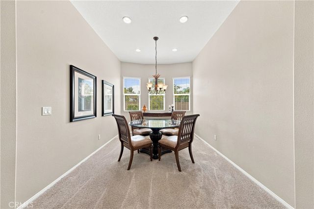 43940 Via Montalban, Temecula, CA 92592