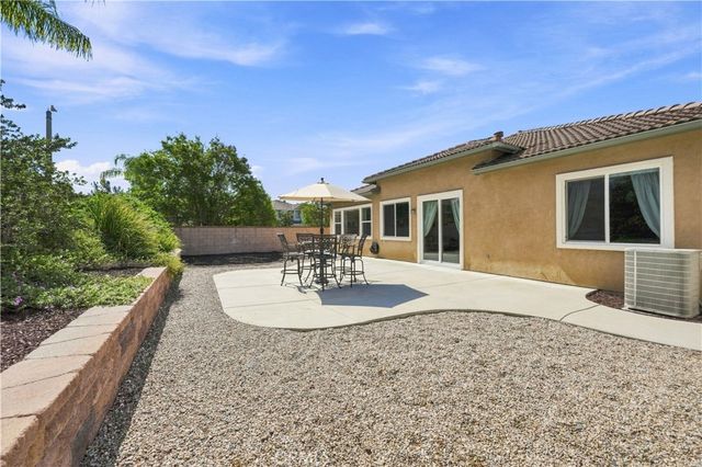 43940 Via Montalban, Temecula, CA 92592
