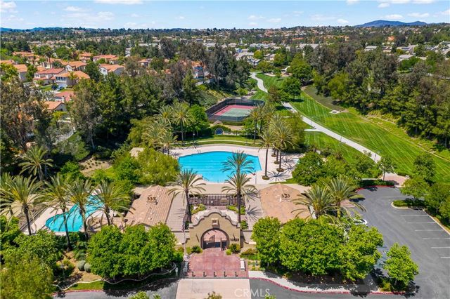 43940 Via Montalban, Temecula, CA 92592