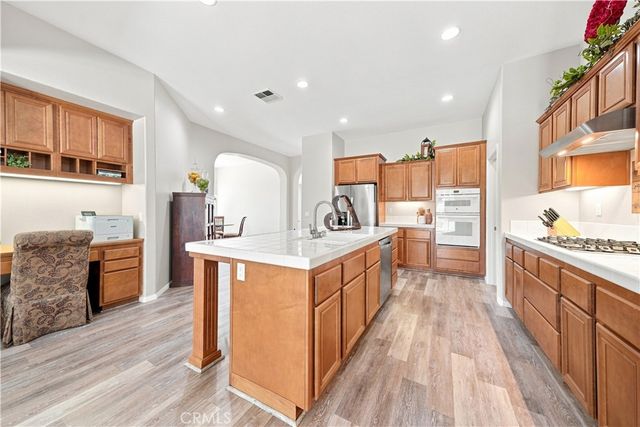 43940 Via Montalban, Temecula, CA 92592