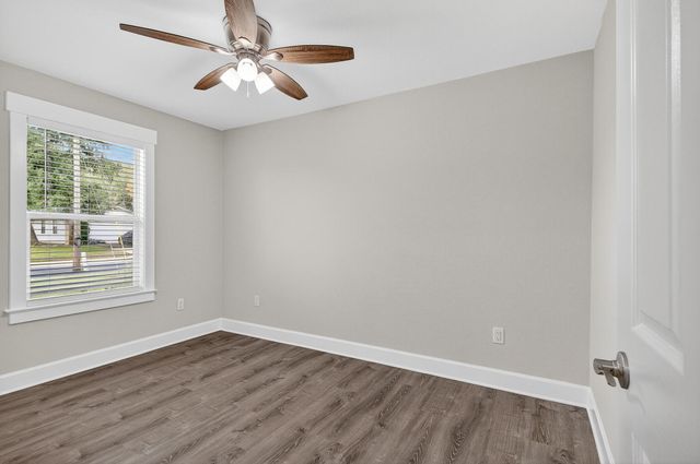 117 Pryor Dr Drive, Mary Esther, FL 32569