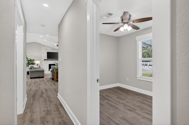 117 Pryor Dr Drive, Mary Esther, FL 32569