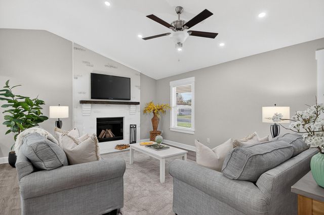 117 Pryor Dr Drive, Mary Esther, FL 32569