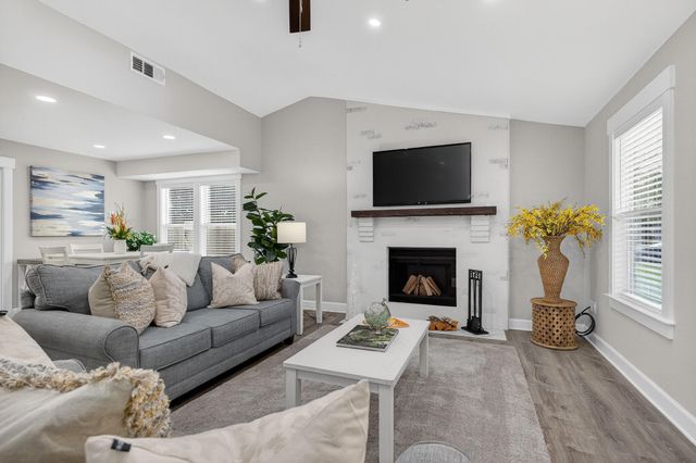 117 Pryor Dr Drive, Mary Esther, FL 32569