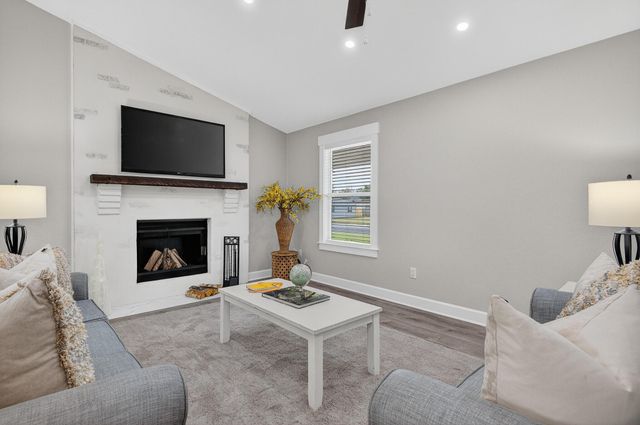 117 Pryor Dr Drive, Mary Esther, FL 32569