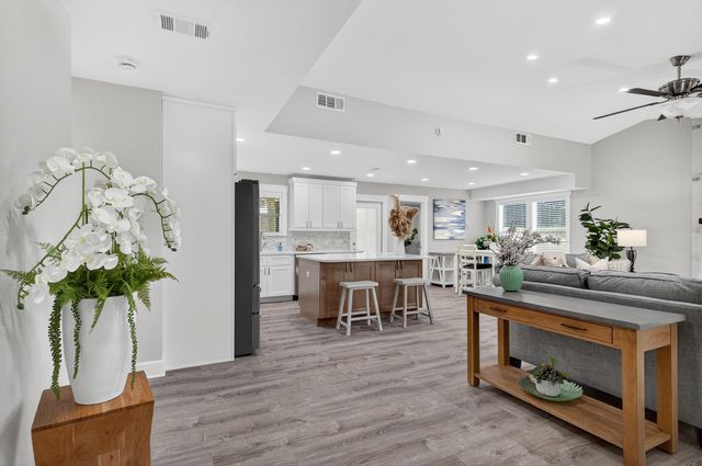 117 Pryor Dr Drive, Mary Esther, FL 32569