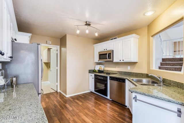 3822 E WILDWOOD Drive, Phoenix, AZ 85048