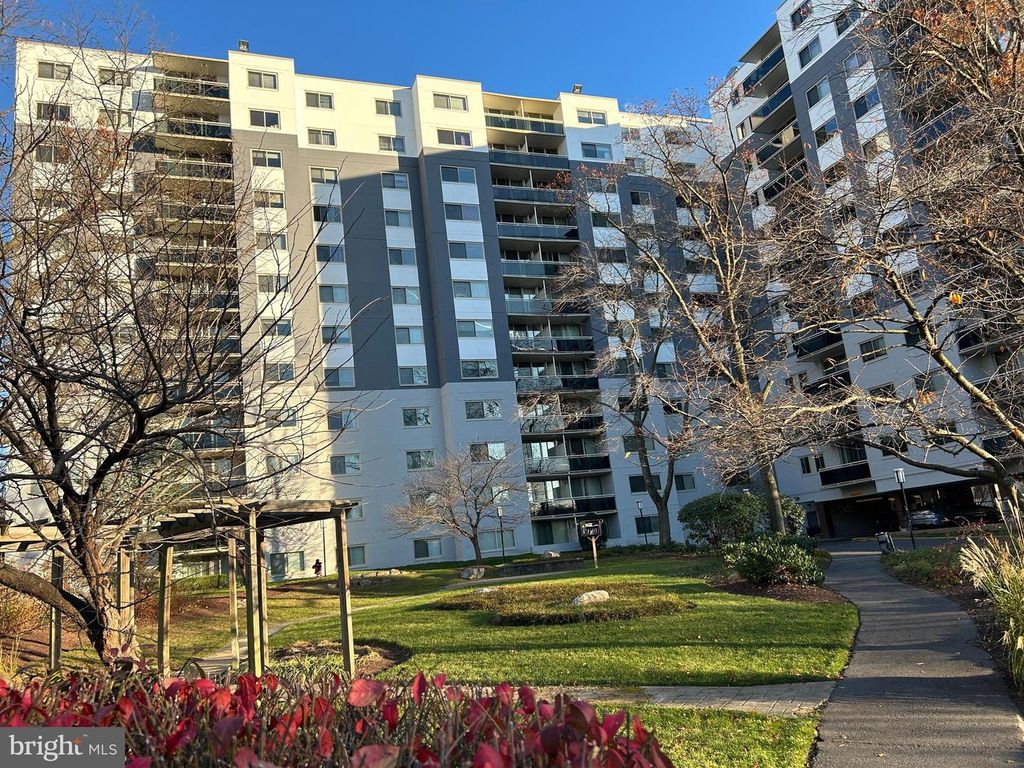 Image 2 of property listing at 7333 NEW HAMPSHIRE AVE #1107-N, Takoma Park, MD 20912