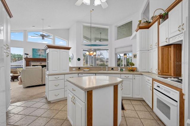 19 CLEVELAND COURT, Palm Coast, FL 32137