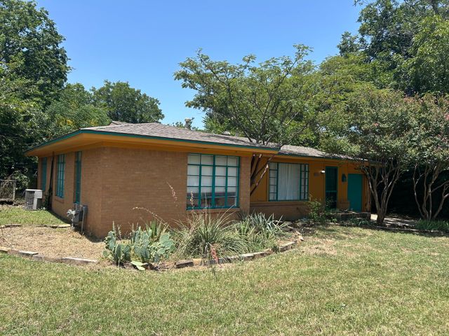 4720 Lowell Lane, Fort Worth, TX 76133