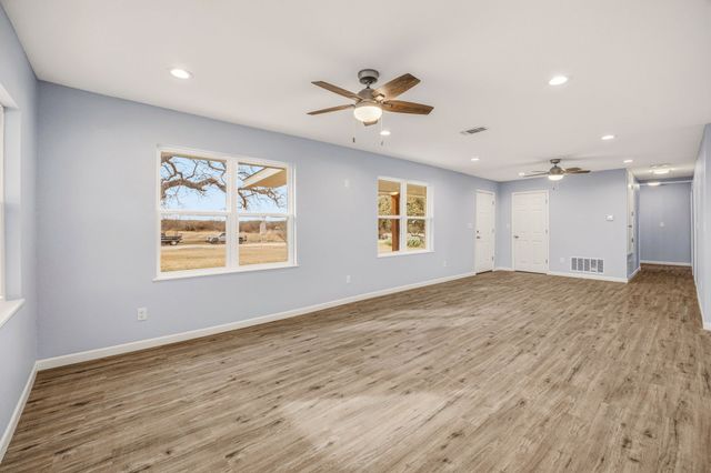 3041 Old Bunger Road S, Graham, TX 76450