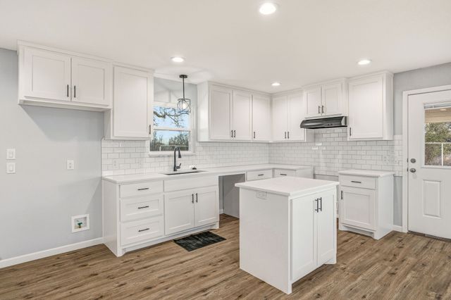 3041 Old Bunger Road S, Graham, TX 76450