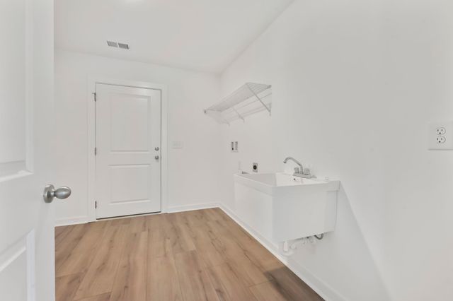 439 Pine Needle Dr., Longs, SC 29568