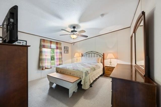7112 Cobb Rd, Christiana, TN 37037