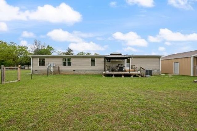 7112 Cobb Rd, Christiana, TN 37037
