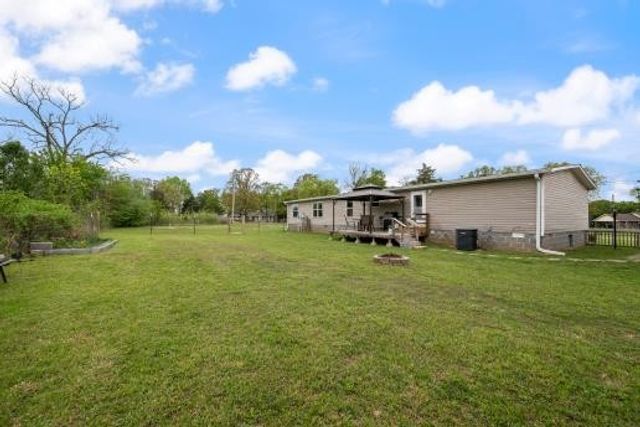 7112 Cobb Rd, Christiana, TN 37037