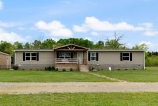 7112 Cobb Rd, Christiana, TN 37037