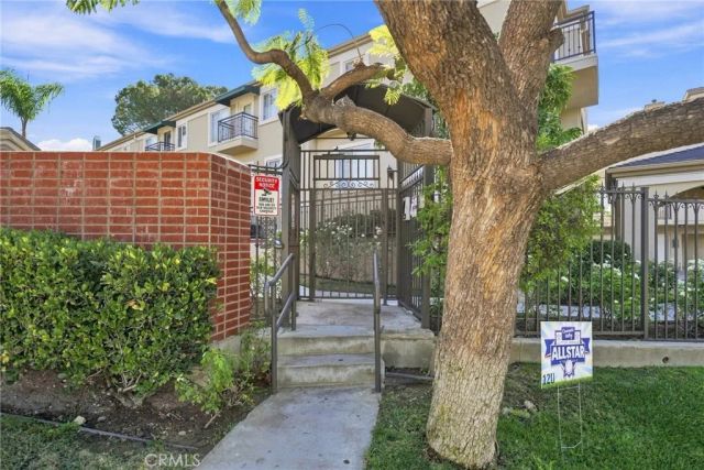 4516 Ramsdell 125, La Crescenta, CA 91214